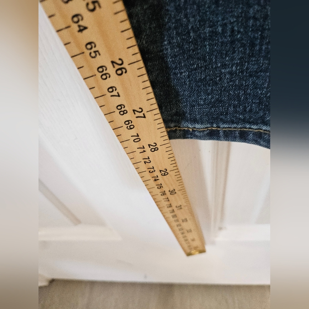 Seven7 Women's Classic Blue High Rise Skinny Jeans Size 8 - Picture 9 of 9